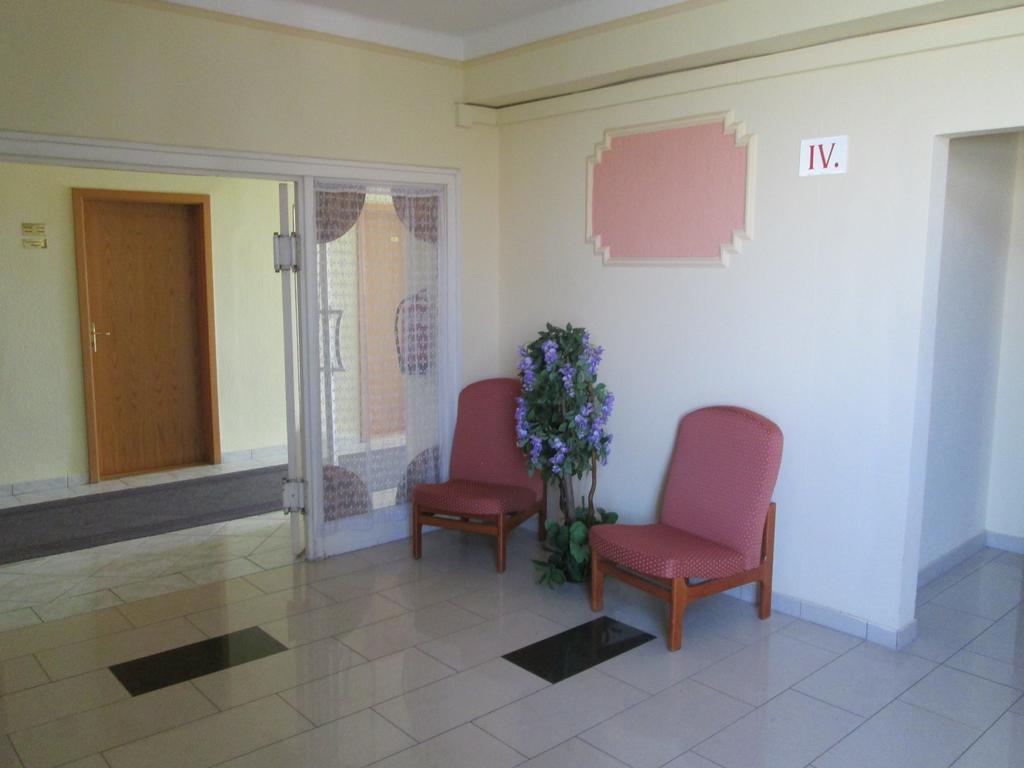 Hotel Nap Будапеща Екстериор снимка