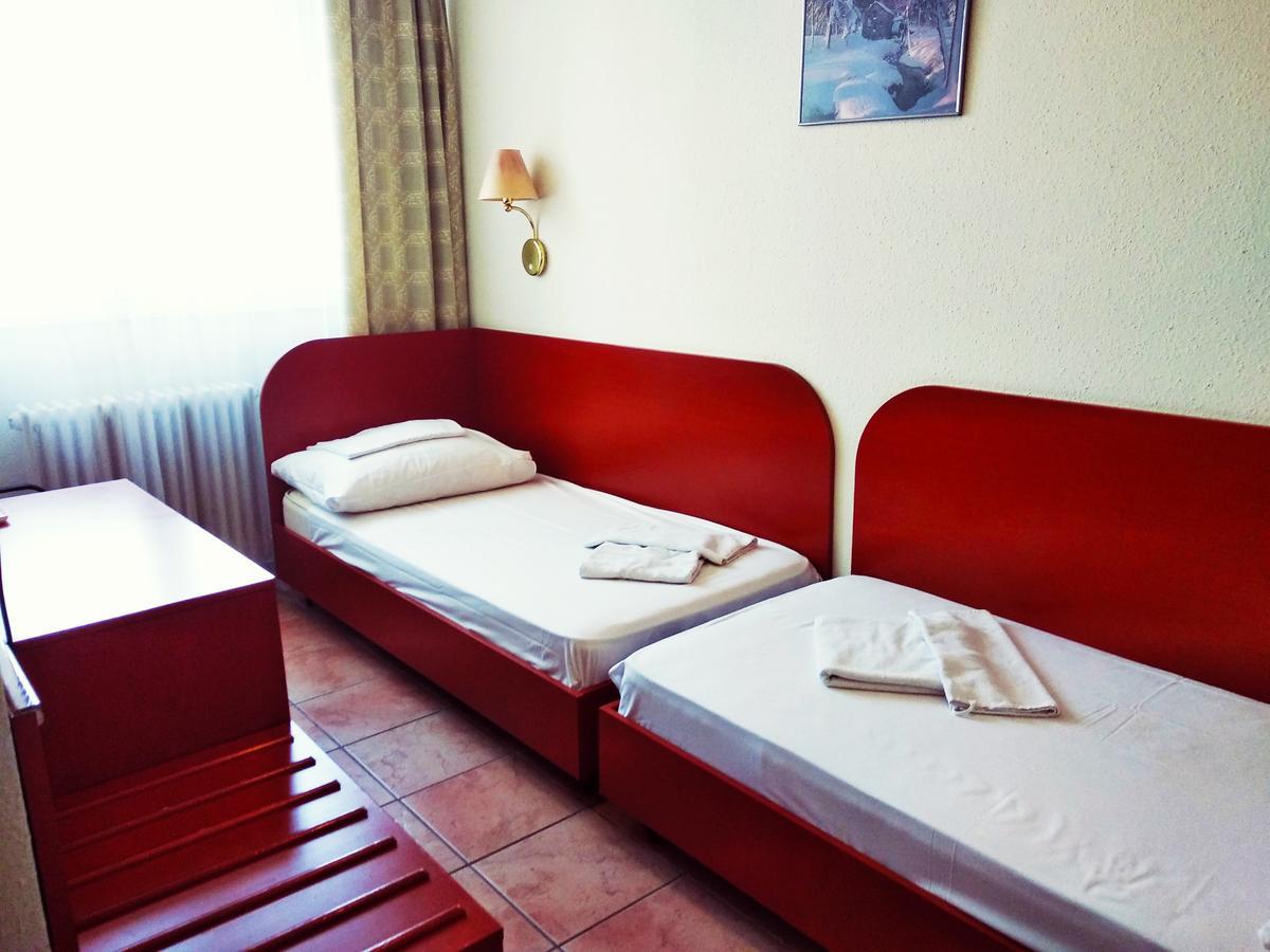 Hotel Nap Будапеща Екстериор снимка