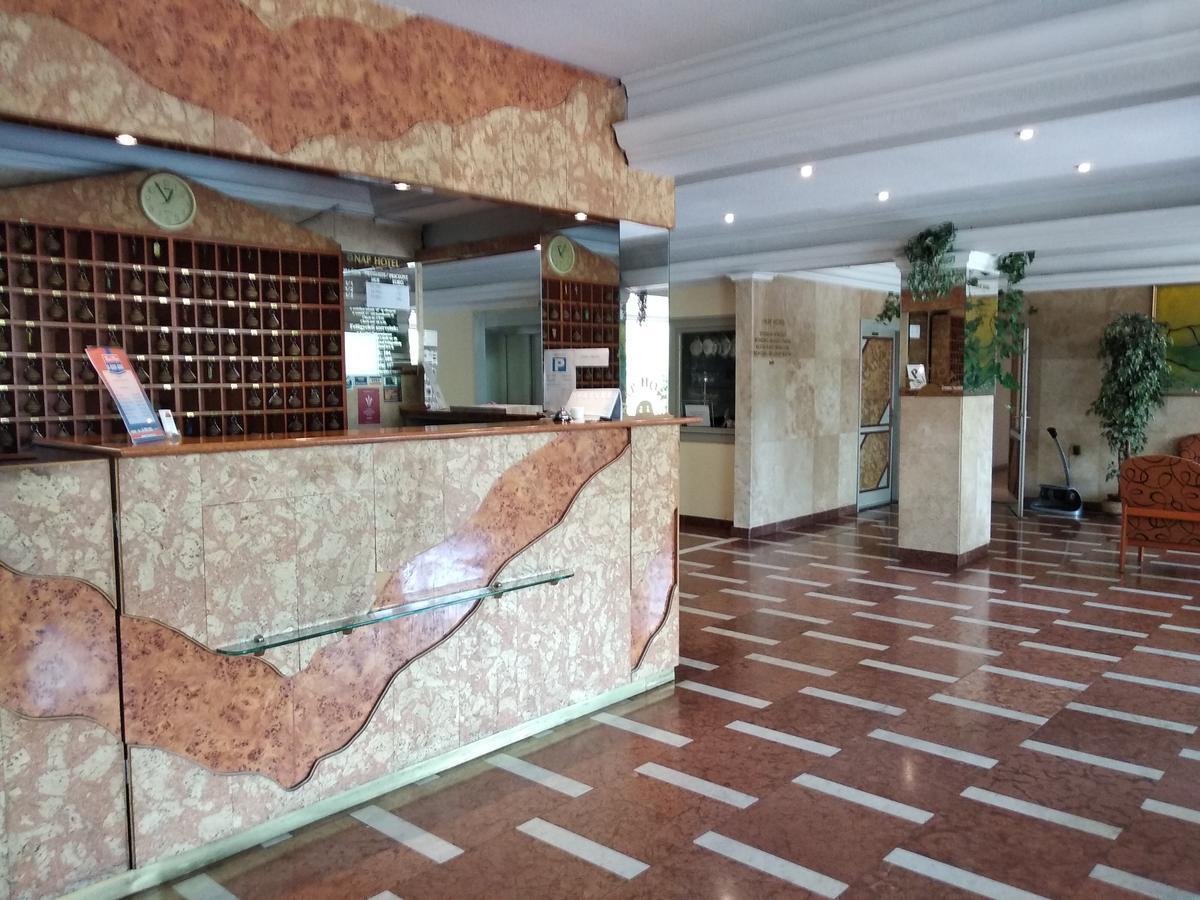 Hotel Nap Будапеща Екстериор снимка